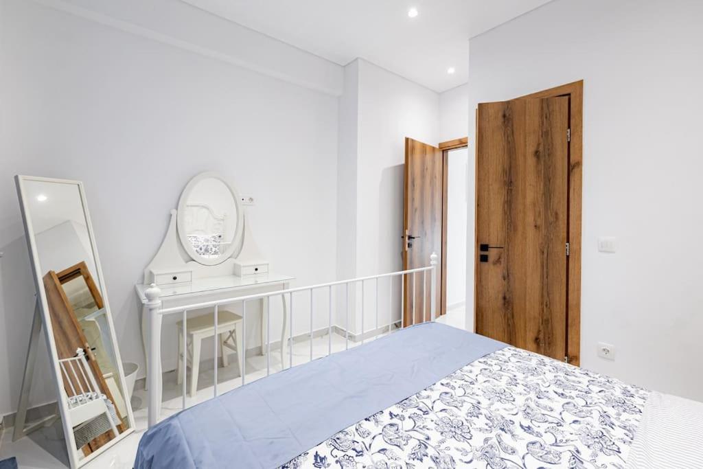 Spacious And Modern Flat At Koukaki, Near Acropolis Atene Esterno foto